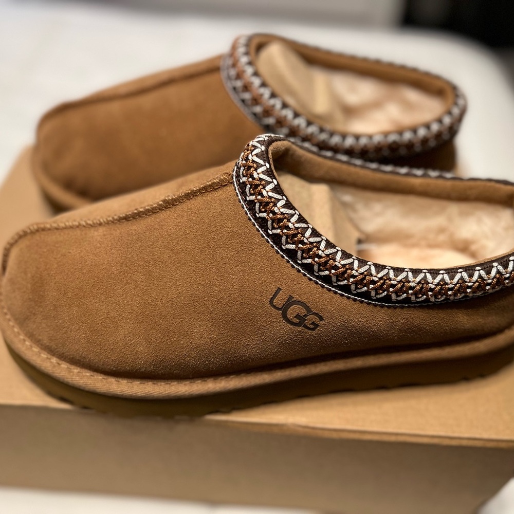 UGG Tasman Chestnut Slippers